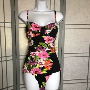 Tommy Bahama Swim - Tommy Bahama floral one piece Tommy Bahama Swim - Tommy Bahama floral one piece